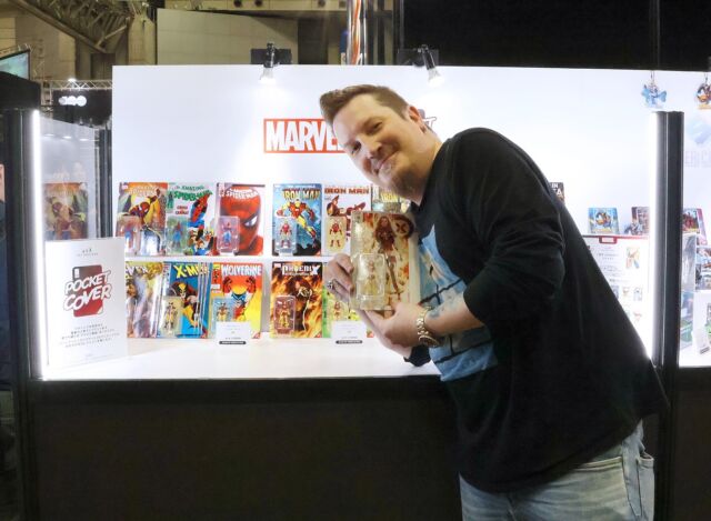 【ポケットカバー】 『マーベル・コミック』＃005C ダーク・フェニックス ＜カバーC／チェイス＞

「X-Men Vol.6 ＃24 (2023)」のカバーアートを手掛けたアーティスト、Mark Brooksさんと！

Pocket Cover - Marvel Comics ＃005C: Dark Phoenix - Cover C <Chase>
 
With Mark Brooks, a cover artist of “X-Men Vol.6 ＃24 (2023)”!

#トイサピエンス #ポケットカバー #マーベル #Toysapiens #PocketCover #Marvel #PocketCoverTop